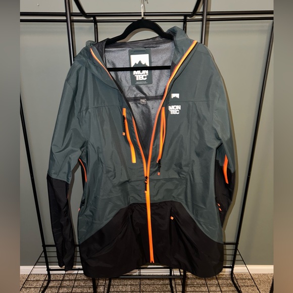 MON TEC Men’s Ski Jacket - Picture 2 of 4